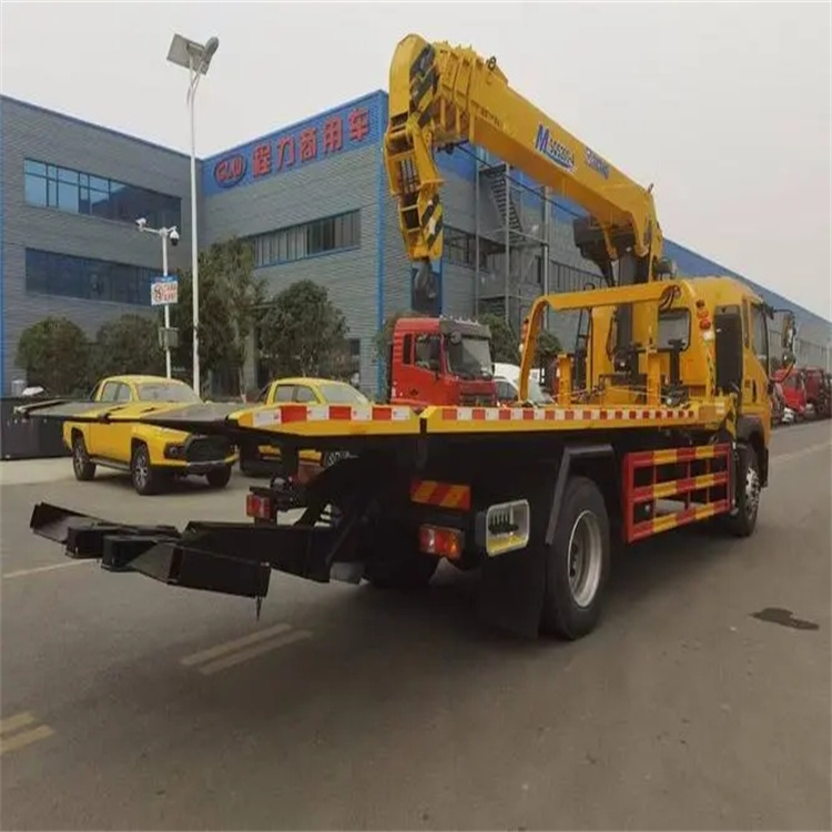 新竹镇附近小随车吊出租电话，轻松解决搬运烦恼