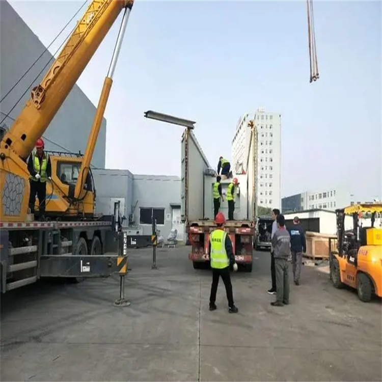 新竹镇如何找到附近的吊车救援服务